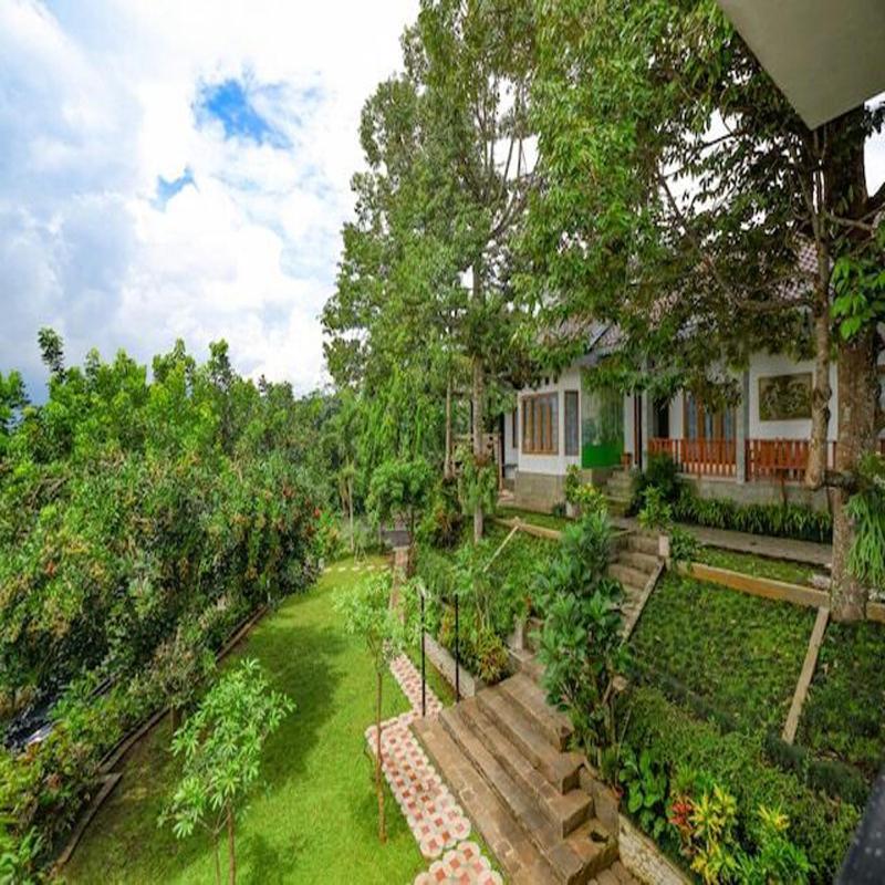 Guest House Gethsemane Salatiga Dış mekan fotoğraf