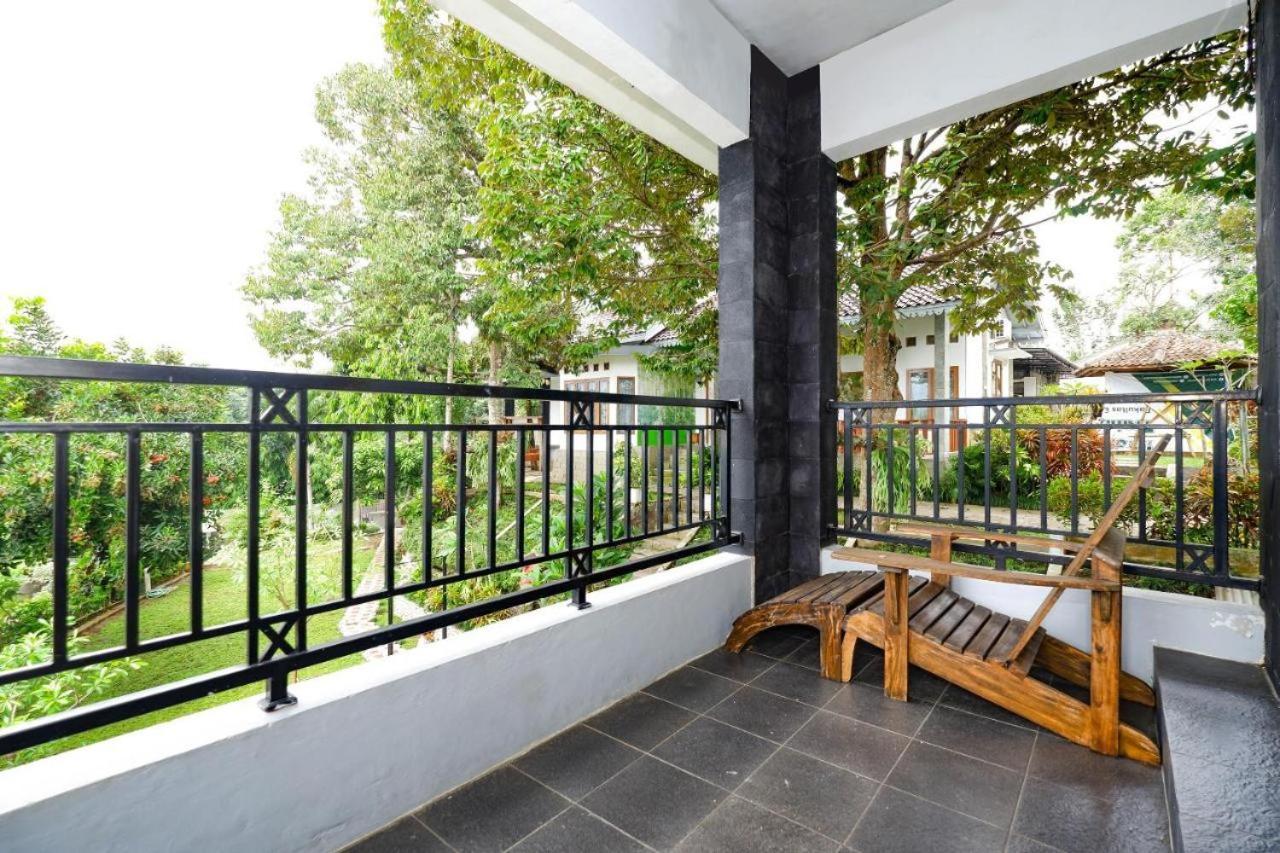 Guest House Gethsemane Salatiga Dış mekan fotoğraf