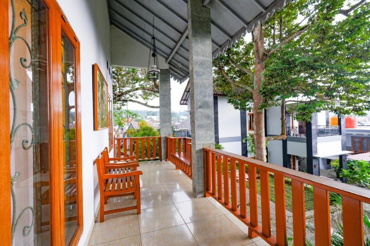 Guest House Gethsemane Salatiga Dış mekan fotoğraf